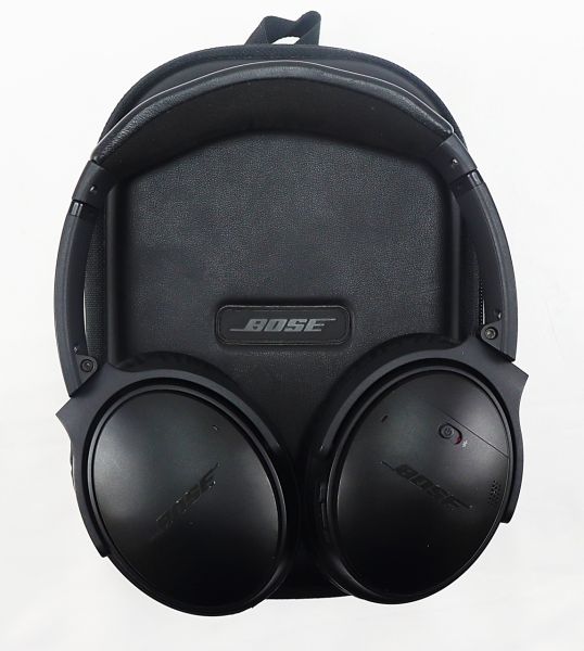 BOSE QuietComfort 35 Noise Cancelling kabelgebundene Kopfhörer Schwarz, 251092