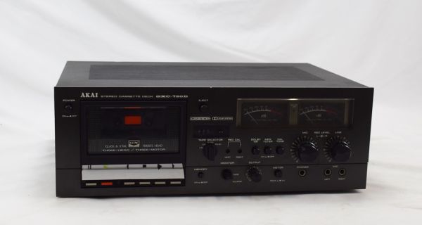 Akai 3-Kopf Dual-Capstan Stereo CassetteTapedeck GXC750D 240858