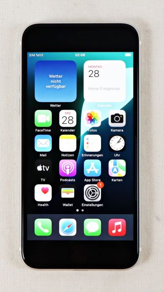 Apple iPhone SE2020 64 GB White ohne Simlock, Akkukapazität 97% 251249