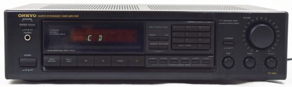 ONKYO Synthesized Tuner/ Amplifier TX 7900 250399