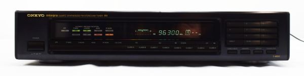 ONKYO Integra R1 Quartz Synthesized FM Stereo AM Tuner T-4850 251295