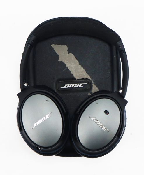 BOSE QuietComfort 25 Noise Cancelling kabelgebundene Kopfhörer Schwarz, 251093